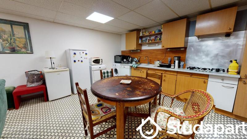 Chambre - 12 m² - 1 pièce