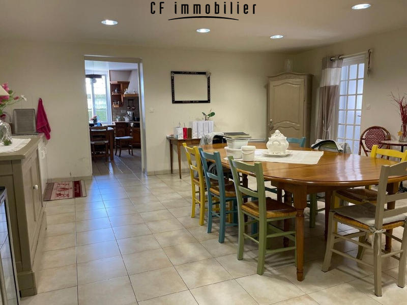 Maison - 168 m² - 7 pièces