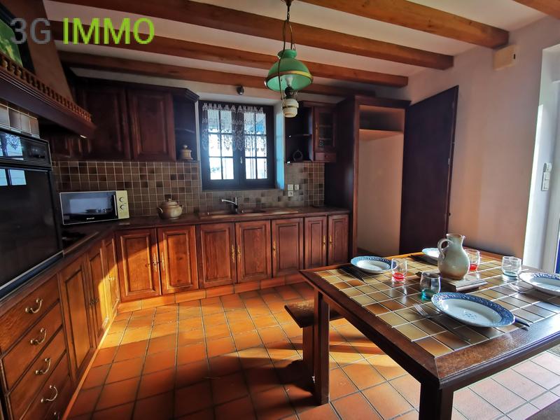 Maison en pierre - 96 m² - 4 pièces