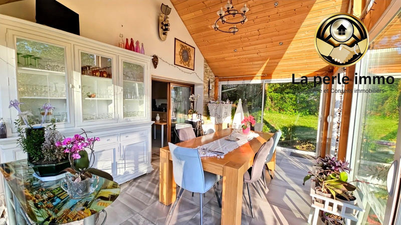 Maison - 161 m² - 5 pièces