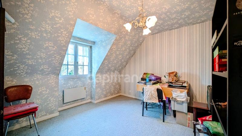 Maison - 172 m² - 7 pièces