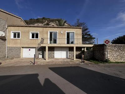 Appartement - 94 m² - 4 pièces