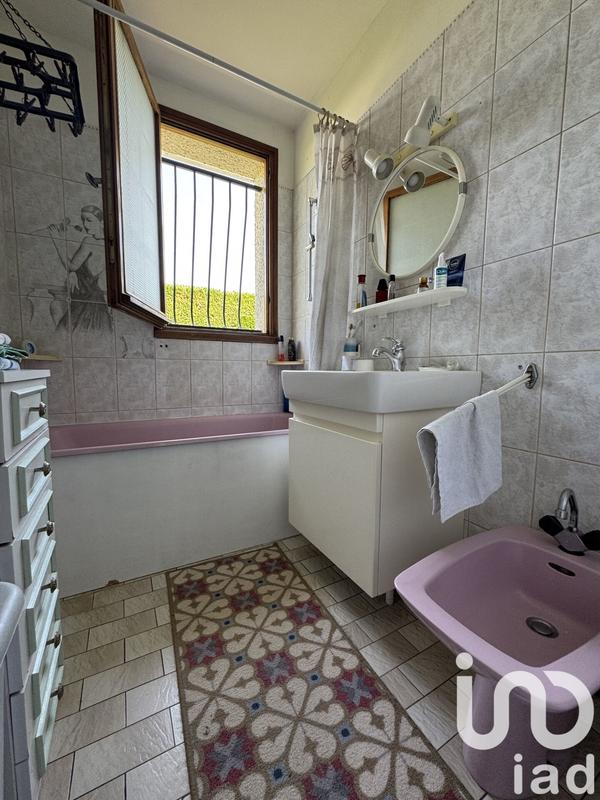 Maison - 104 m² - 5 pièces