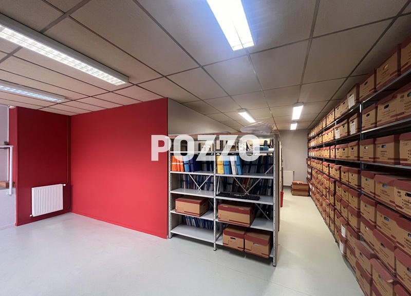 Local commercial - 367 m²