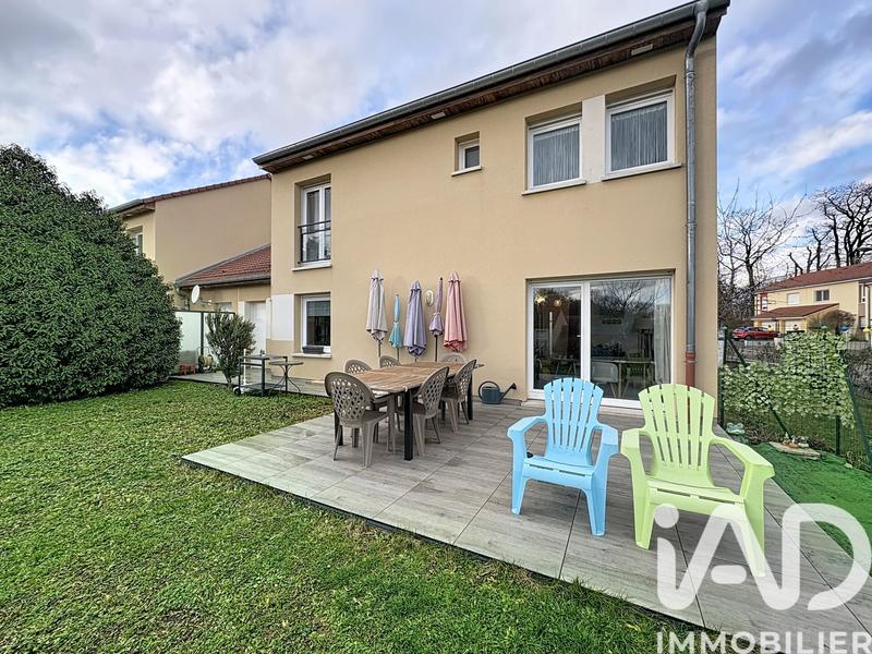 Maison - 110 m² - 5 pièces