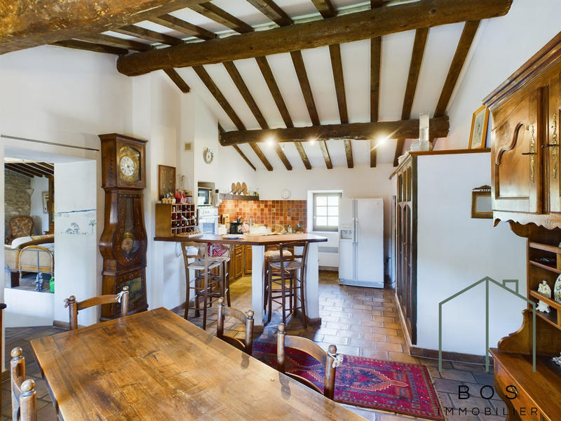Bastide - 361 m² - 11 pièces
