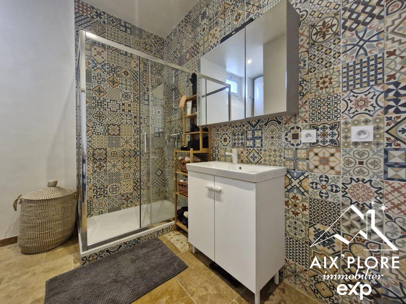 Appartement - 80 m² - 4 pièces