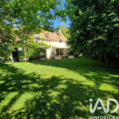 Maison - 142 m² - 7 pièces