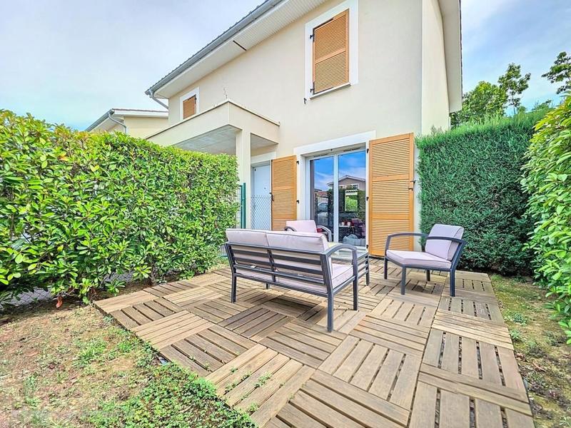 Maison - 102 m² - 5 pièces