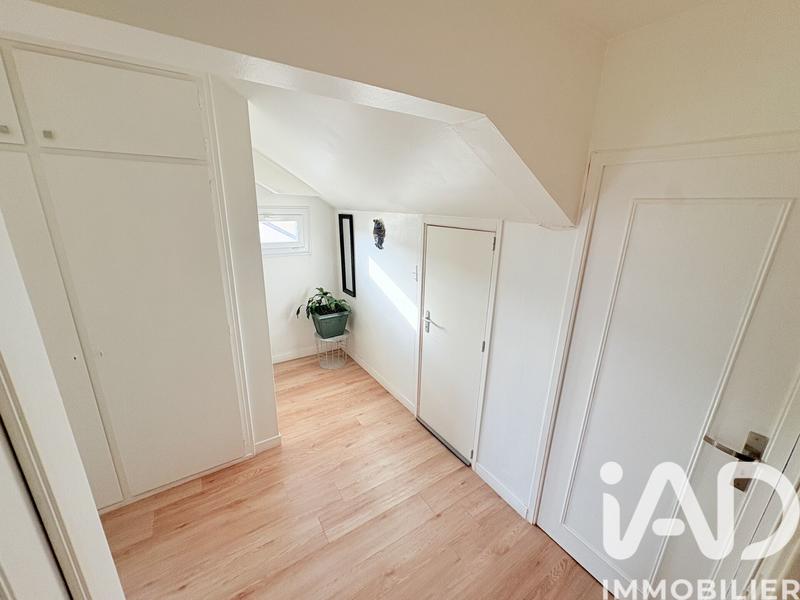 Maison - 99 m² - 4 pièces