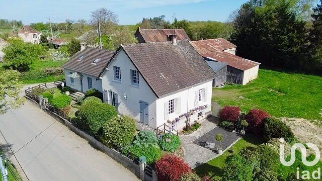 Maison - 220 m² - 8 pièces