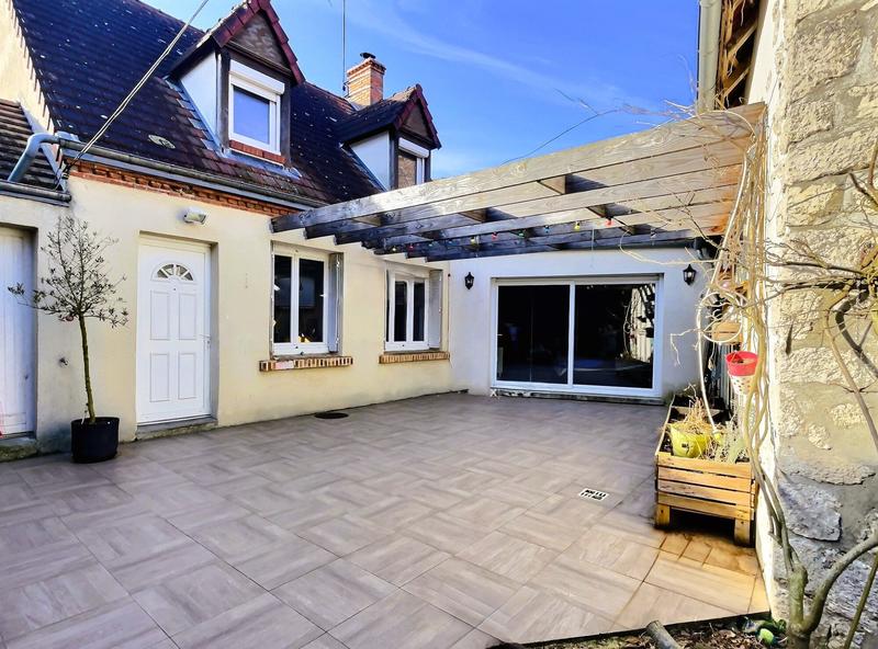 Maison - 100 m² - 5 pièces