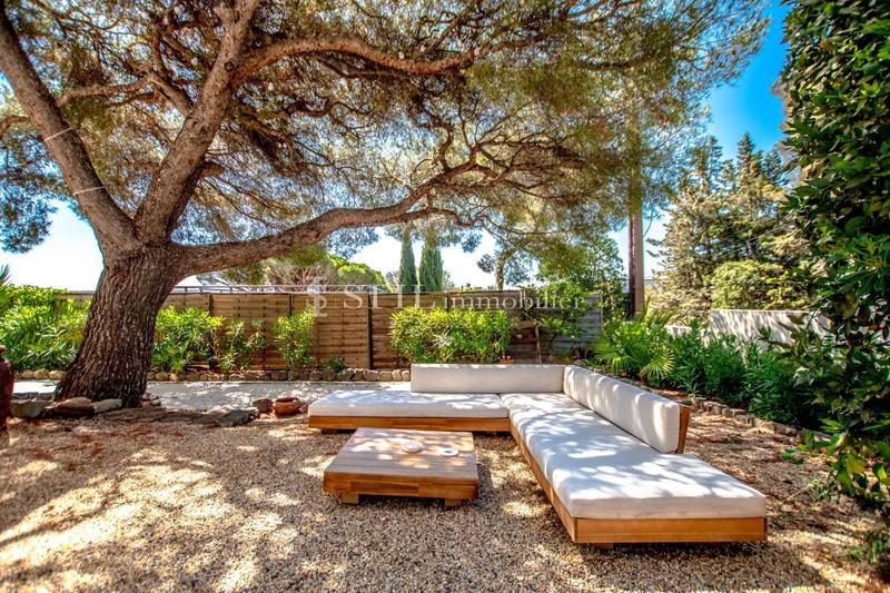 Villa - 515 m² - 10 pièces