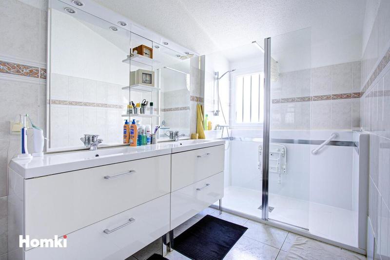 Appartement - 100 m² - 4 pièces