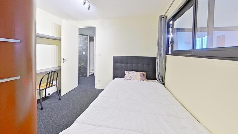 Appartement - 124 m² - 6 pièces