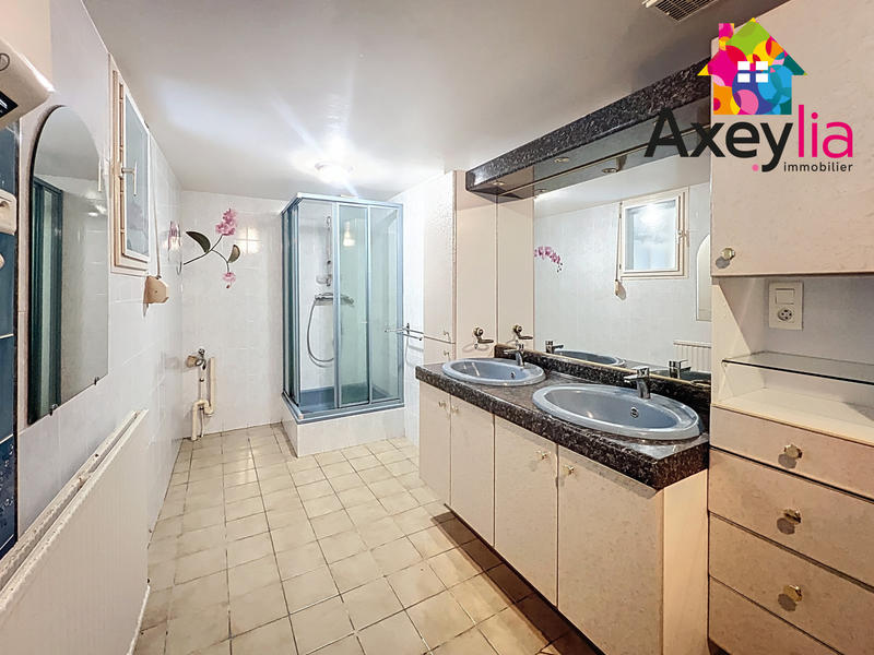 Maison - 128 m² - 5 pièces