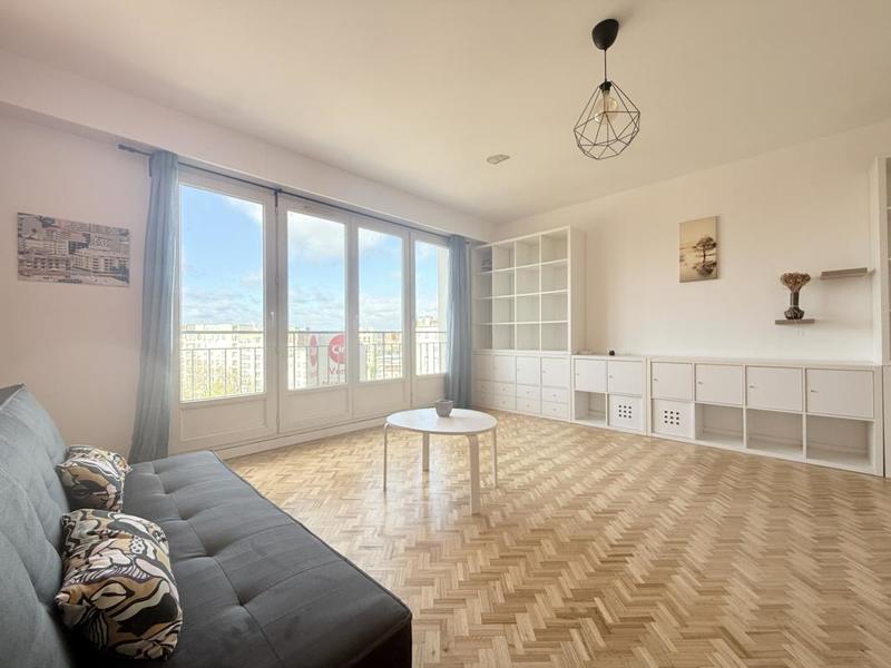 Appartement - 75 m² - 3 pièces