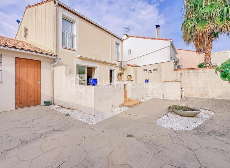 Villa - 100 m² - 5 pièces