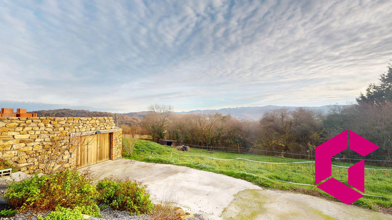 Maison ancienne - 90 m² - 4 pièces