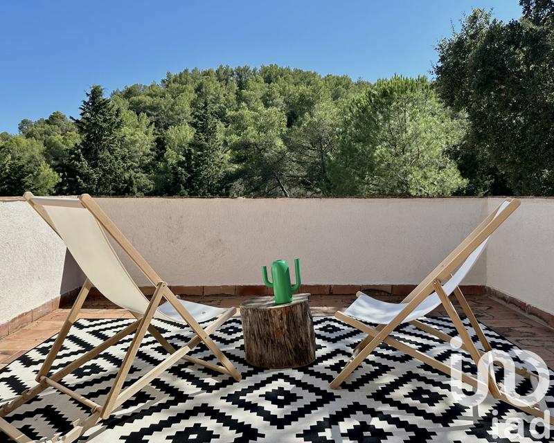 Maison - 230 m² - 6 pièces