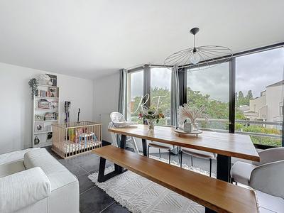 Appartement - 88 m² - 5 pièces