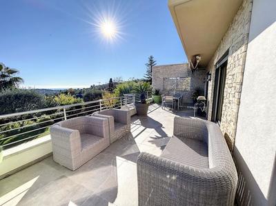 Maison - 170 m² - 5 pièces