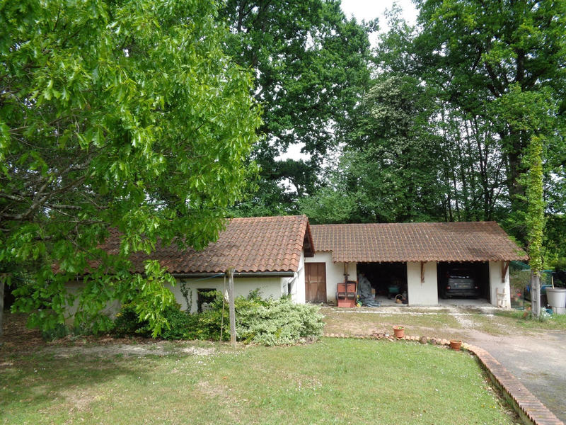 Maison traditionnelle - 190 m² - 7 pièces