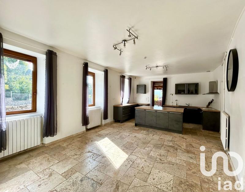 Maison - 120 m² - 6 pièces