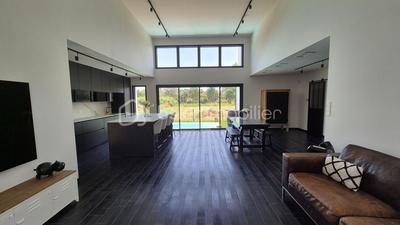 Villa - 140 m² - 5 pièces