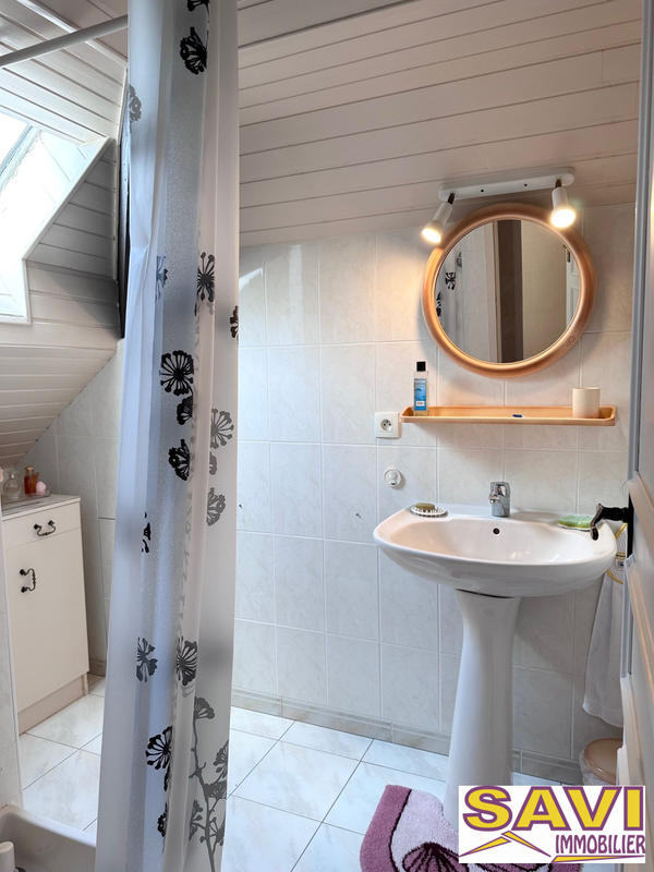 Maison traditionnelle - 132 m² - 7 pièces