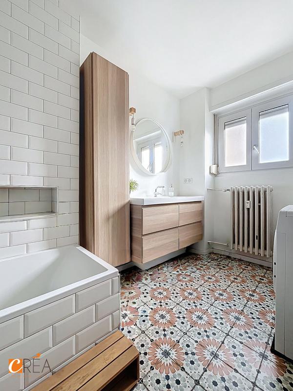 Appartement - 125 m² - 5 pièces