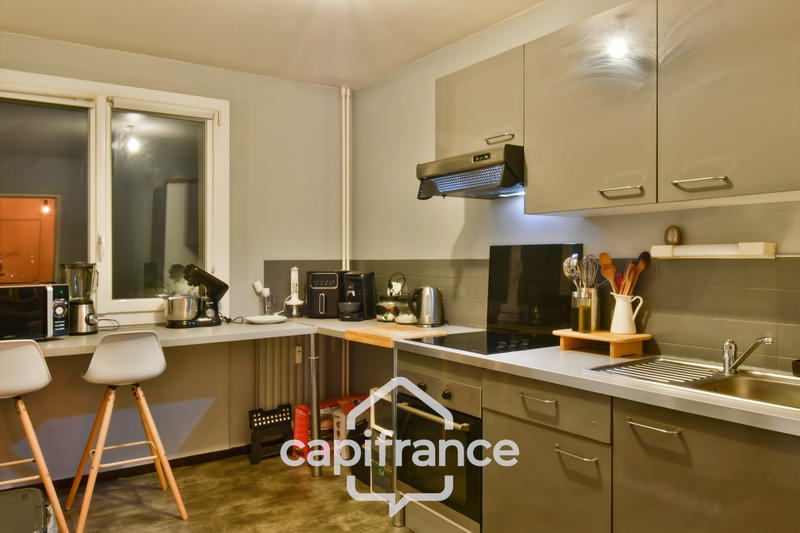 Appartement - 84 m² - 4 pièces