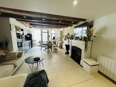 Maison - 105 m² - 4 pièces