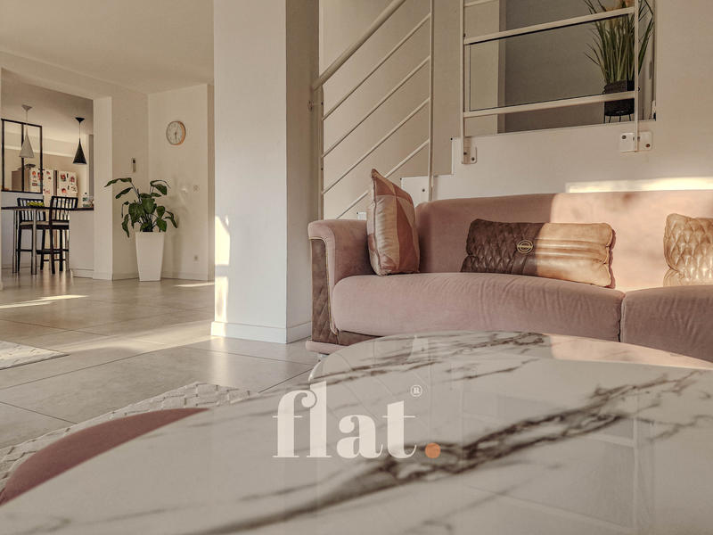 Maison - 172 m² - 8 pièces