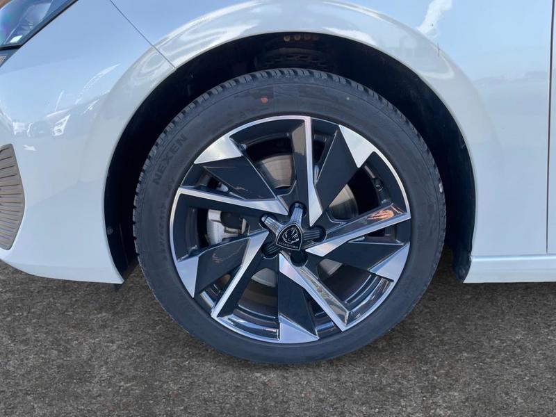 Peugeot 308 III 1.5 Bluehdi 130 Eat8 s&amp;S Allure Pack