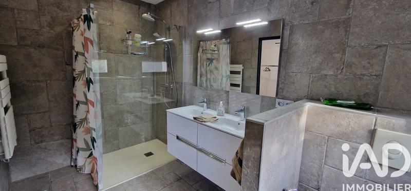 Maison - 285 m² - 5 pièces