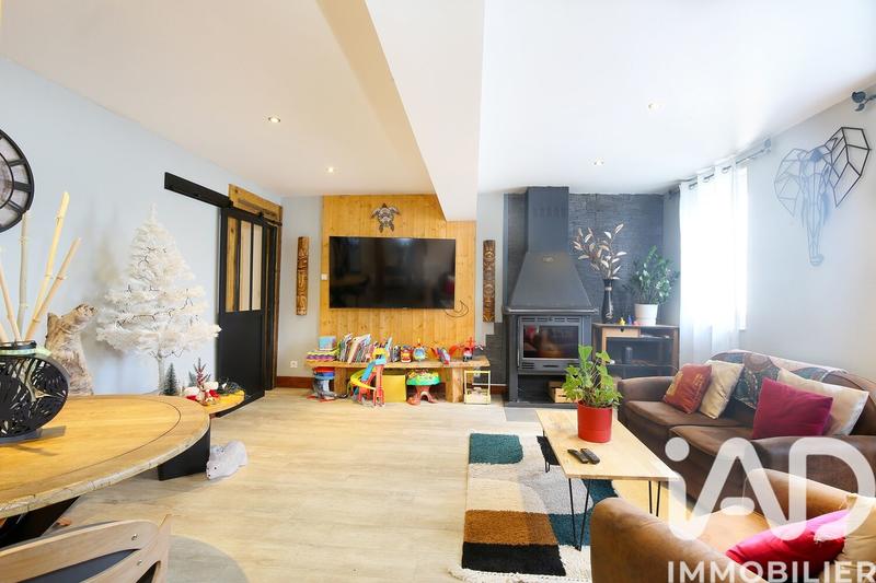 Maison de ville - 210 m² - 7 pièces