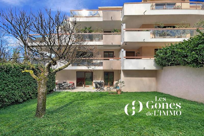 Appartement - 103 m² - 4 pièces