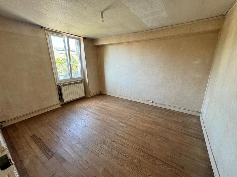 Maison - 95 m² - 4 pièces