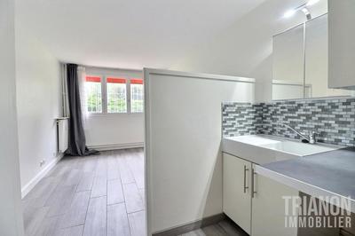 Appartement - 15 m² - 1 pièce