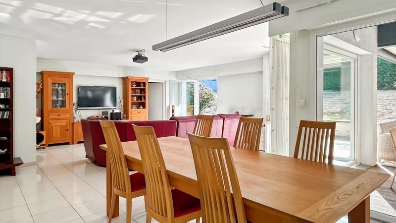 Maison - 168 m² - 7 pièces