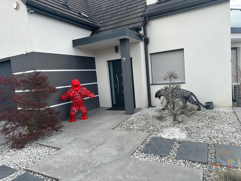 Maison - 180 m² - 5 pièces