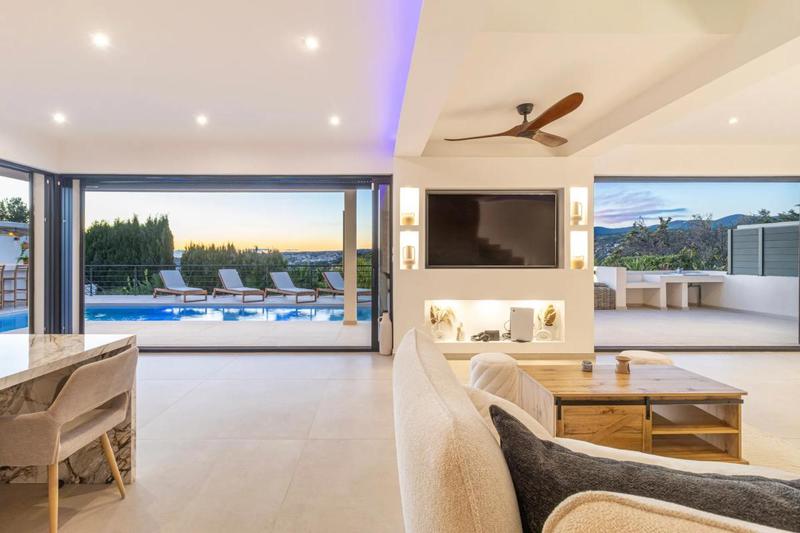 Villa - 225 m² - 7 pièces