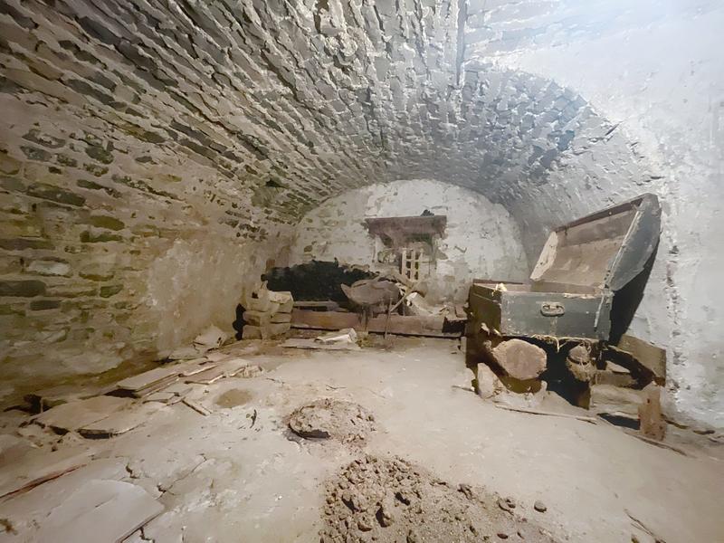 Maison ancienne - 180 m² - 8 pièces