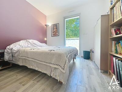 Maison - 102 m² - 4 pièces