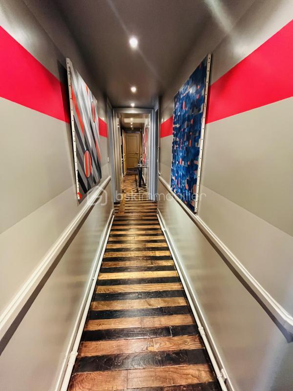 Appartement - 168 m² - 7 pièces