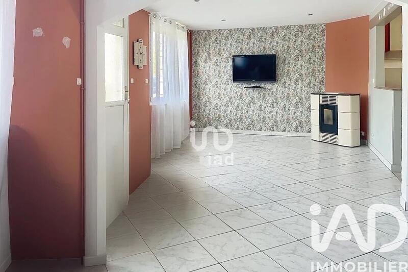 Maison - 95 m² - 5 pièces