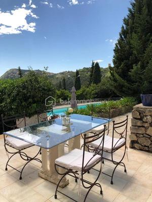 Villa - 178 m² - 6 pièces