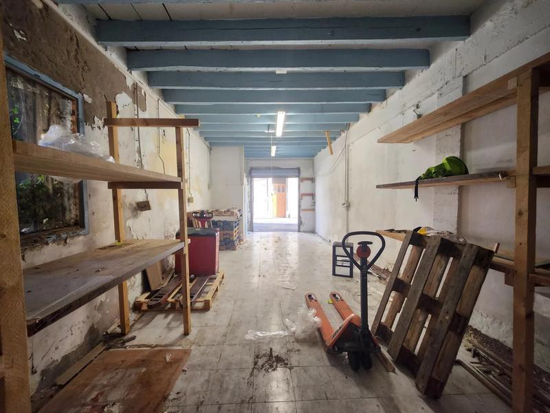 Local commercial - 61 m² - 3 pièces