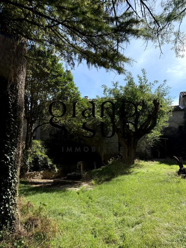 Maison de village - 250 m² - 7 pièces